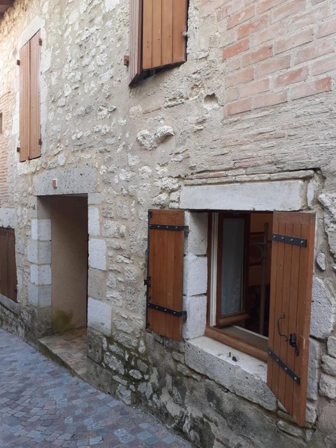 Petit Gite Des Augustins Monflanquin Exterior foto